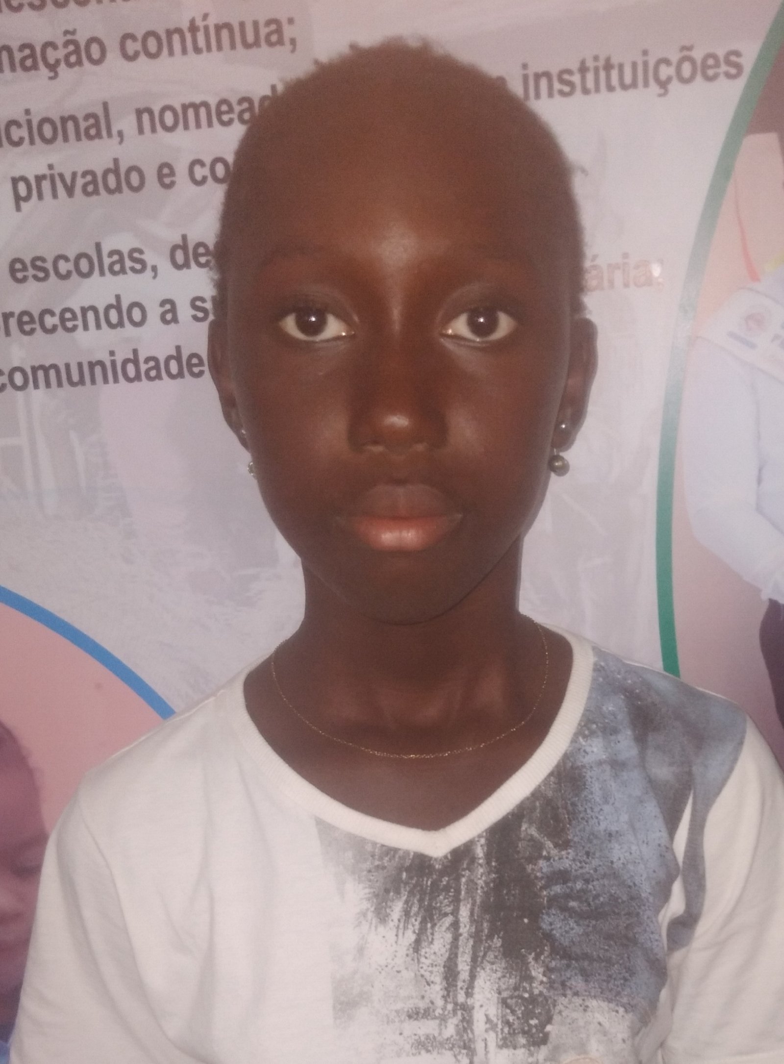 ANGELA WIA M&acute;BANA 