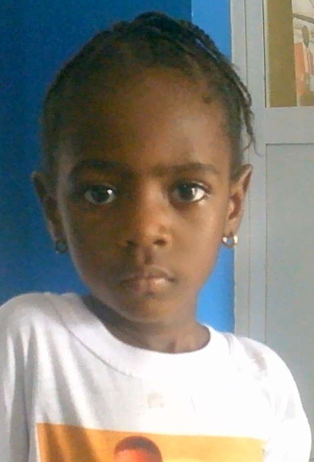 BANA NA M&acute;BATCHA