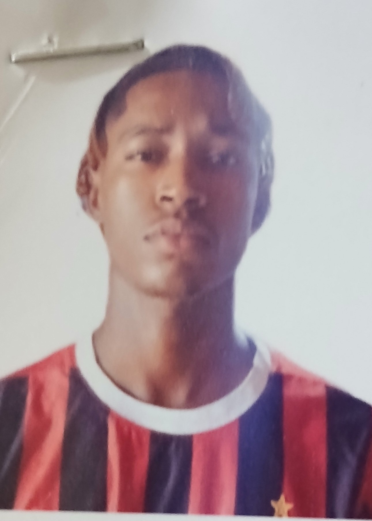 DANIEL CISILIDIMO GOMES SILVA