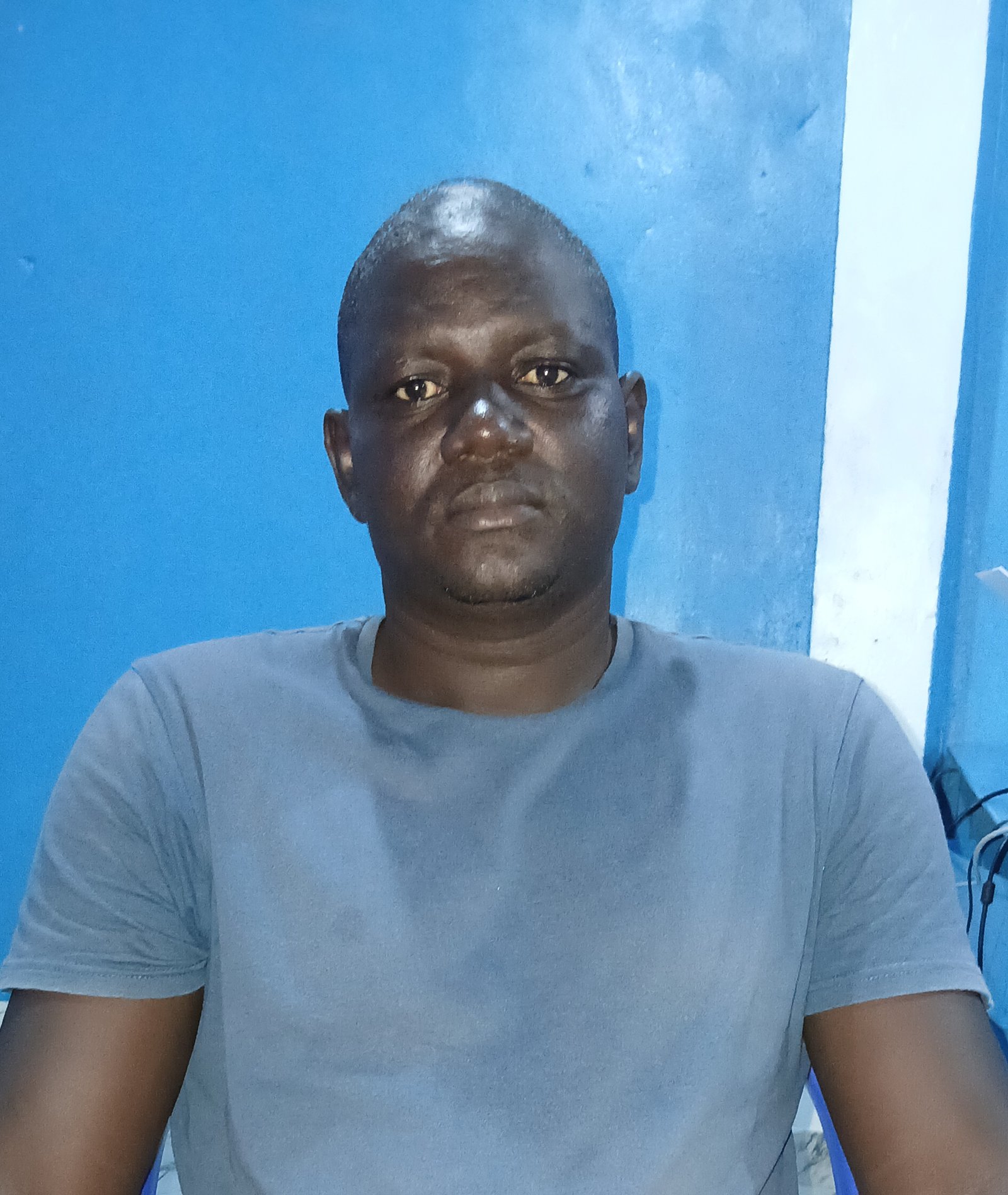 FRANCELINO ANT&Oacute;NIO CHEFE