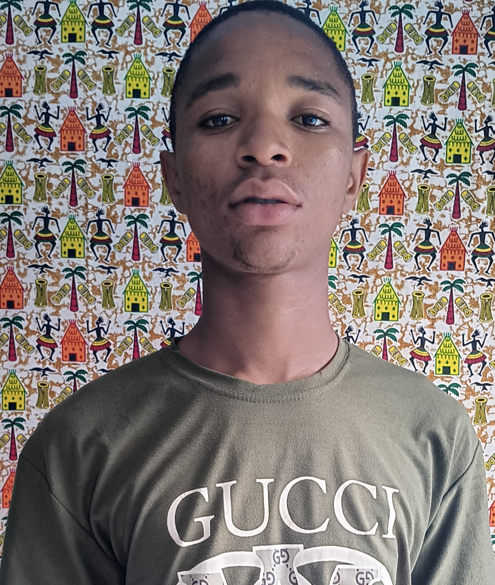 MAMAD&Uacute; SARIFO BARI