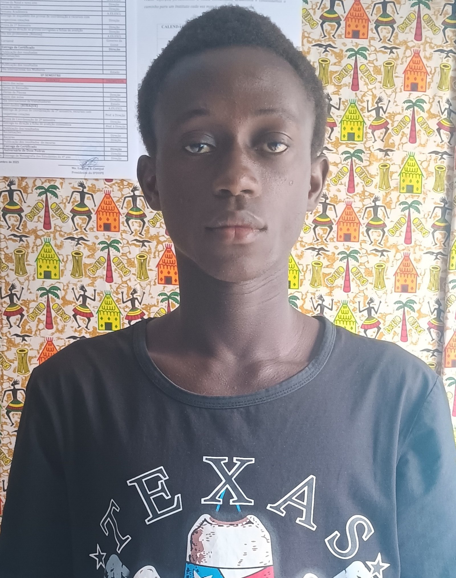 NO&Eacute; FERNANDES VAZ