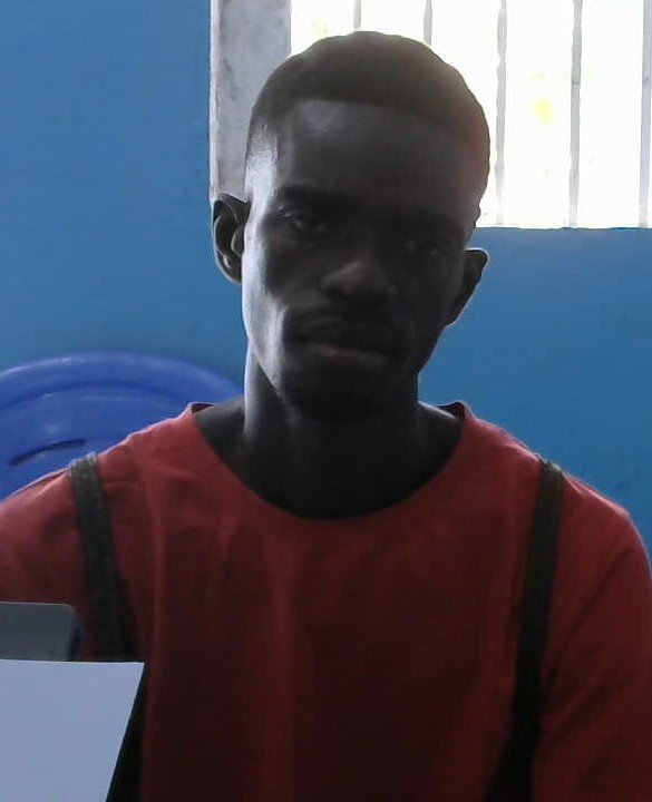 ALFUSSEN&Eacute; MAN&Eacute;