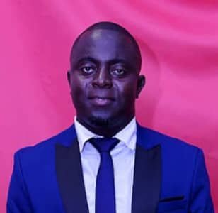 ADILSON M&Aacute;RIO DA SILVA