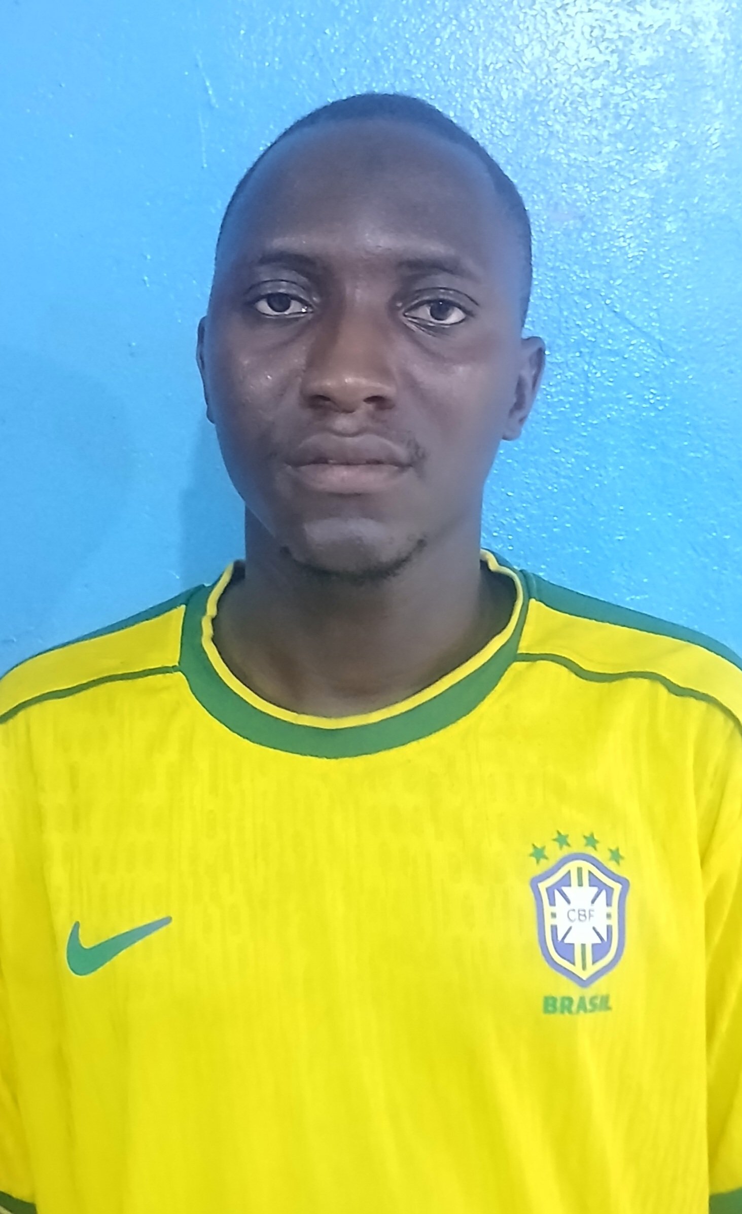 ALMAMO MANAF&Aacute;