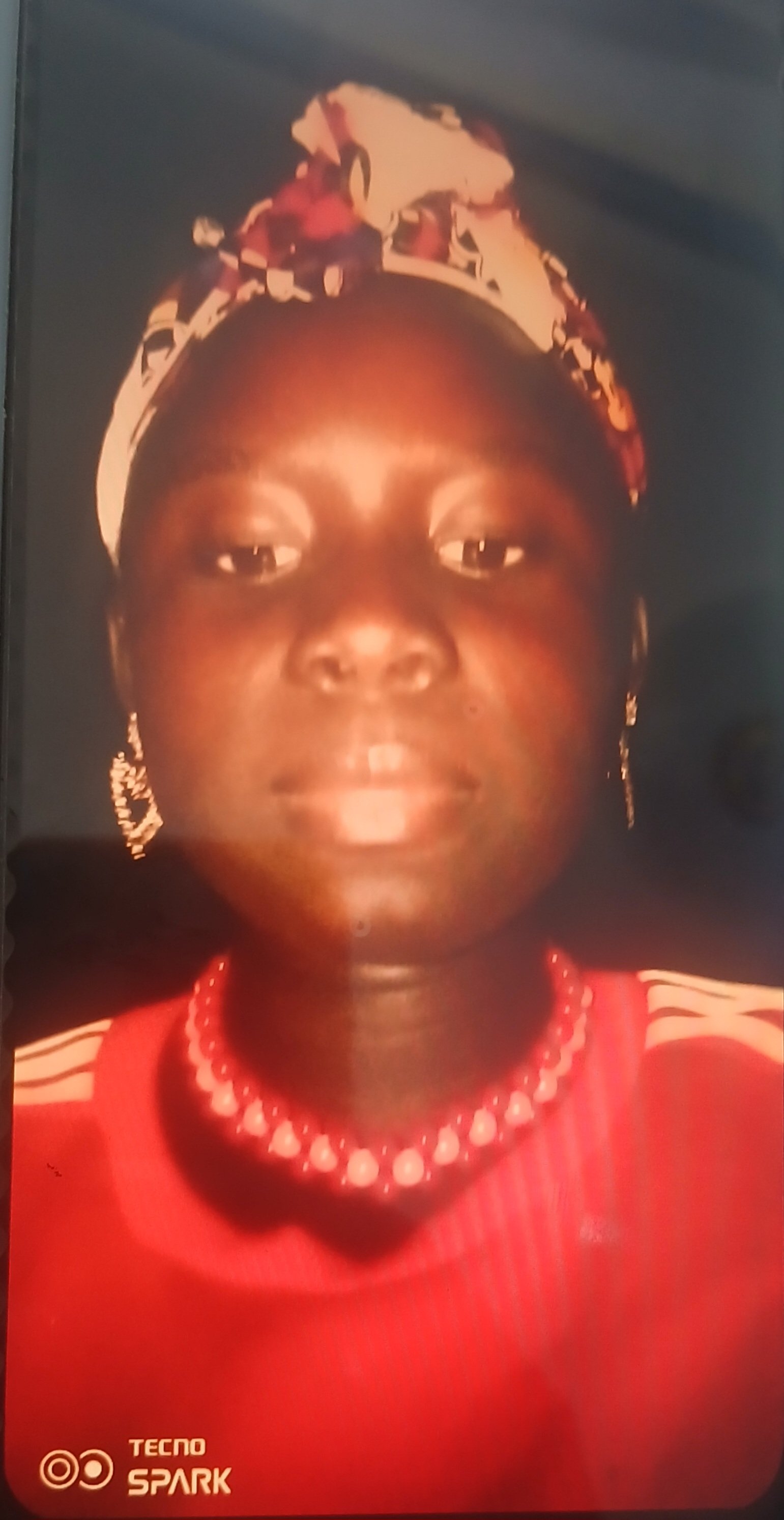 SOLANGE BUBA TEOK